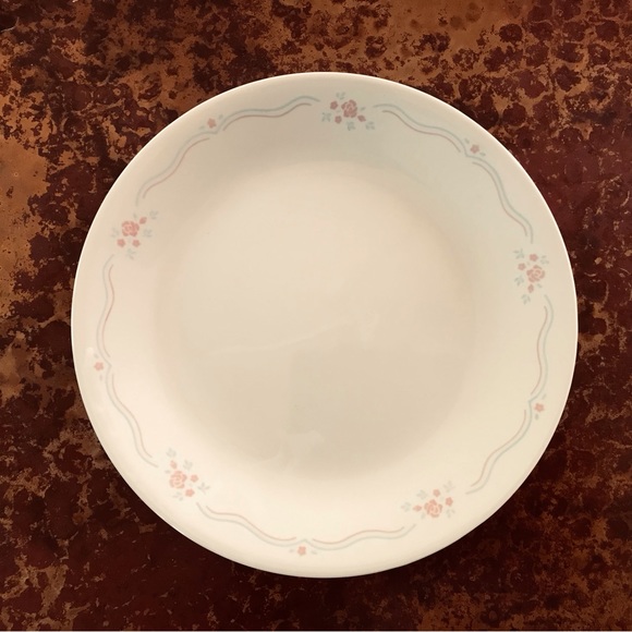 Corelle English Breakfast Place Setting #2 - Picture 7 of 10